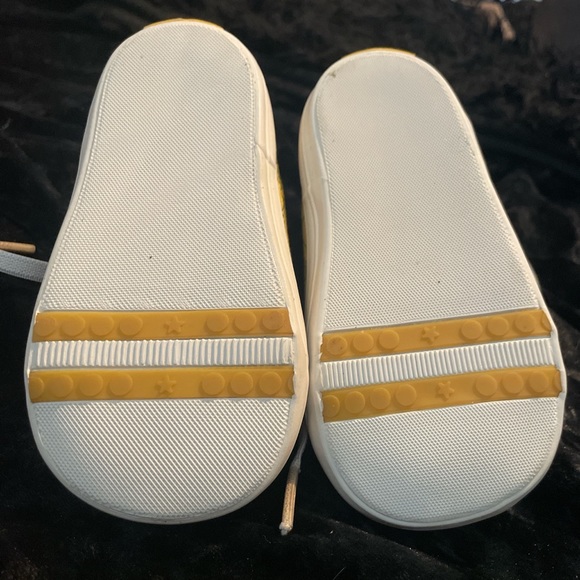 Limited edition Simpsons Converse - Picture 5 of 5